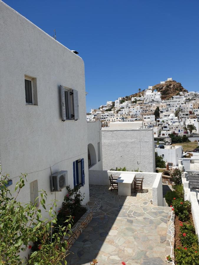 Aphrodite Hotel & Apartments Chora  Exterior photo