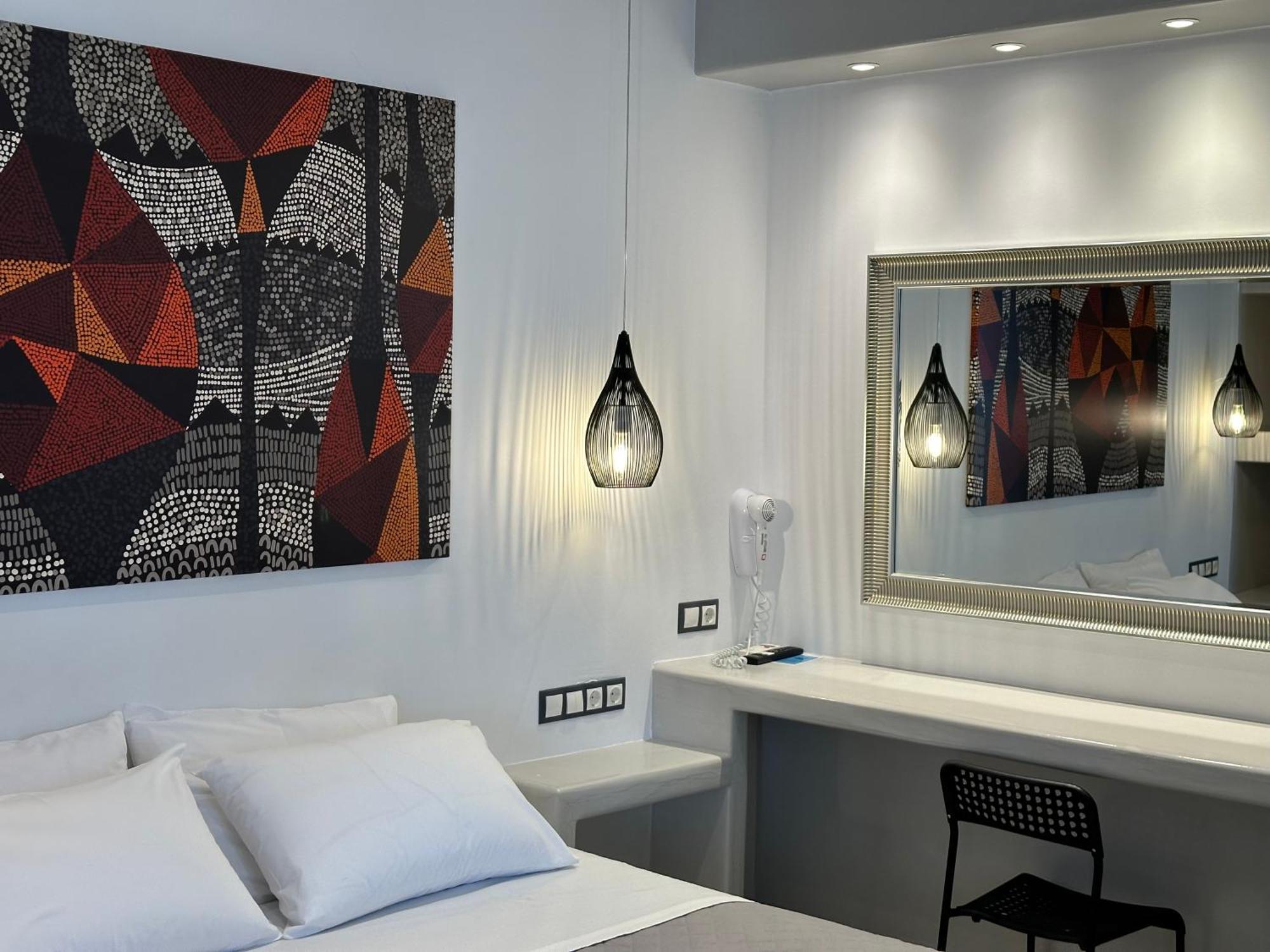 Aphrodite Hotel & Apartments Chora  Exterior photo